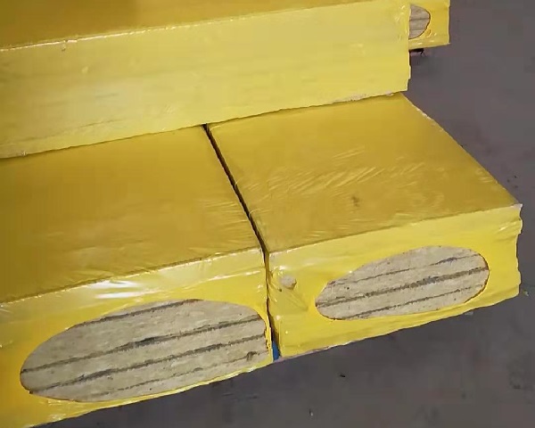 鍋爐專(zhuān)用巖棉板